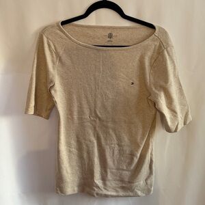 Tommy Hilfiger beige T-Shirt-Size L